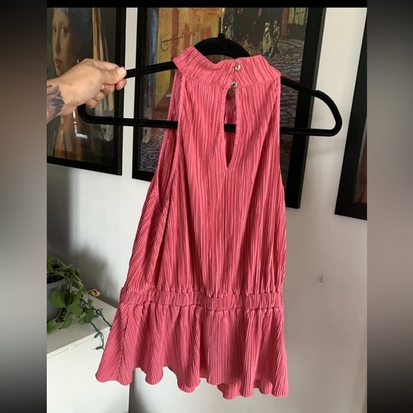 7th Avenue Design Studio Sleeveless Pleated  Top Medium New York & Company Pink - Picture 4 of 6